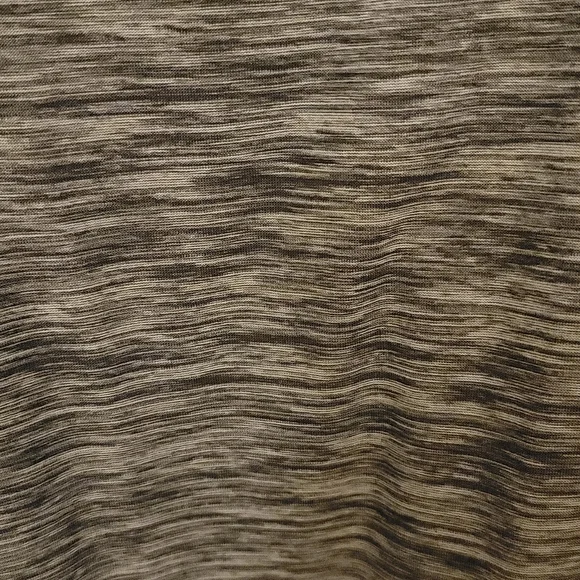 Women's Gray Tank Top Size Medium - Picture 3 of 4